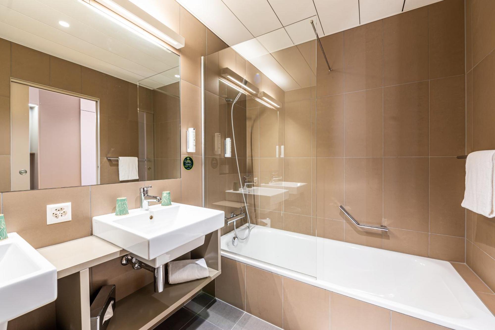 B&B Hotel Lausanne 크리시에 외부 사진