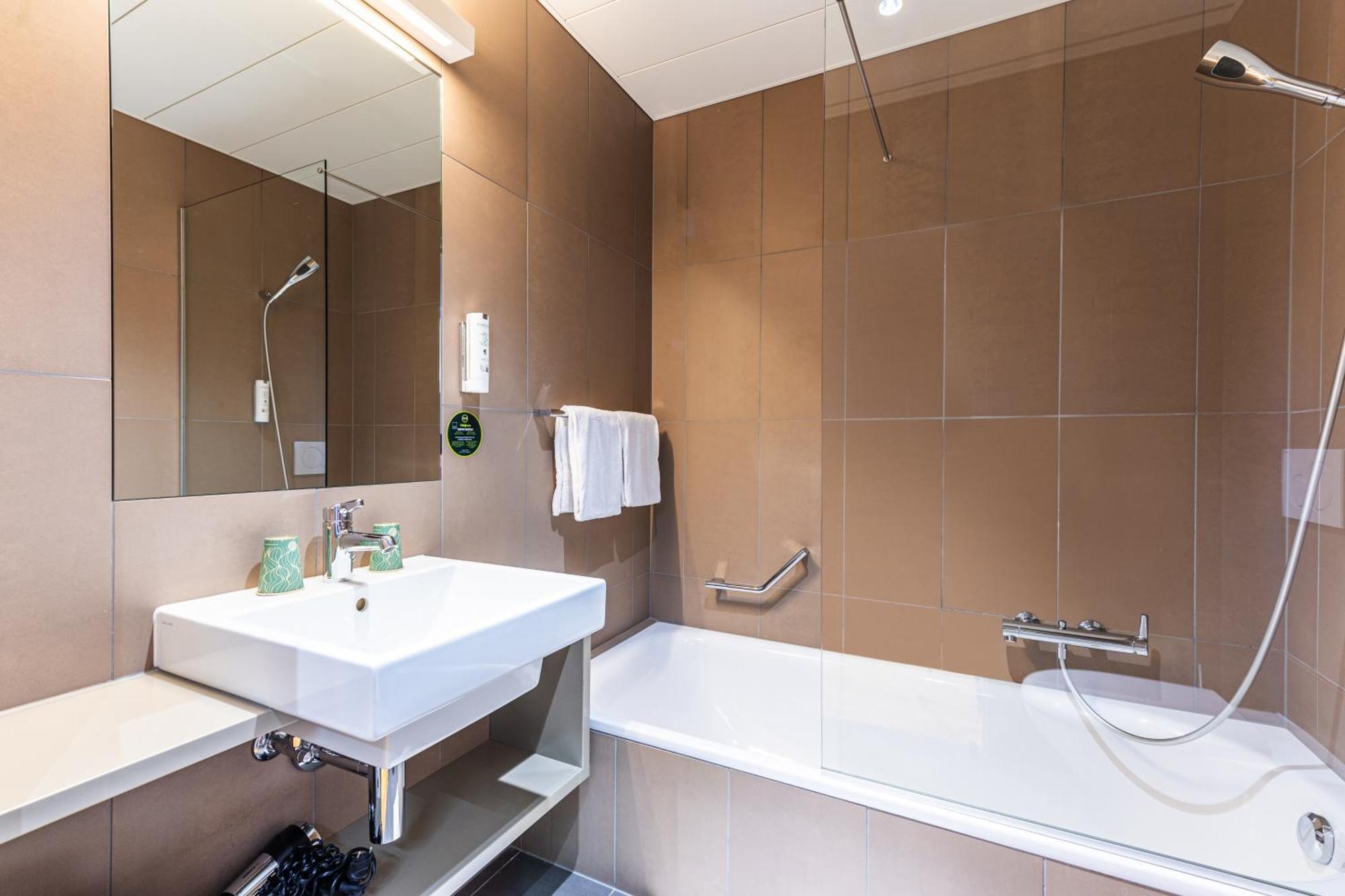 B&B Hotel Lausanne 크리시에 외부 사진